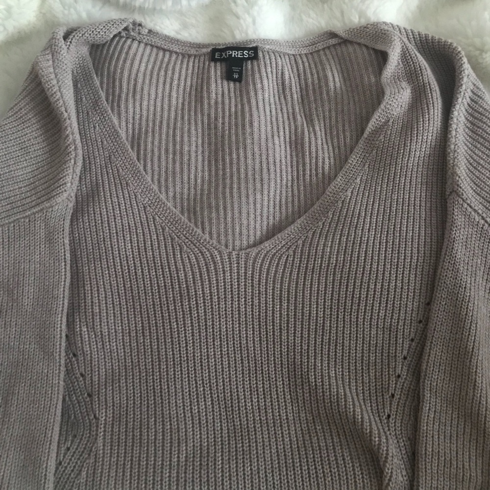 EXPRESS tan quarter sleeve sweater